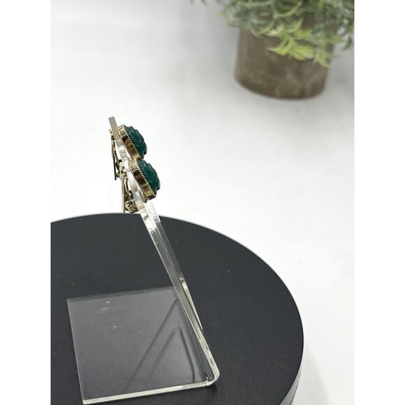Vintage Green Swirl Glass Carved Scarab Gold Tone Protection Clip-on‎ Earrings - Picture 8 of 12